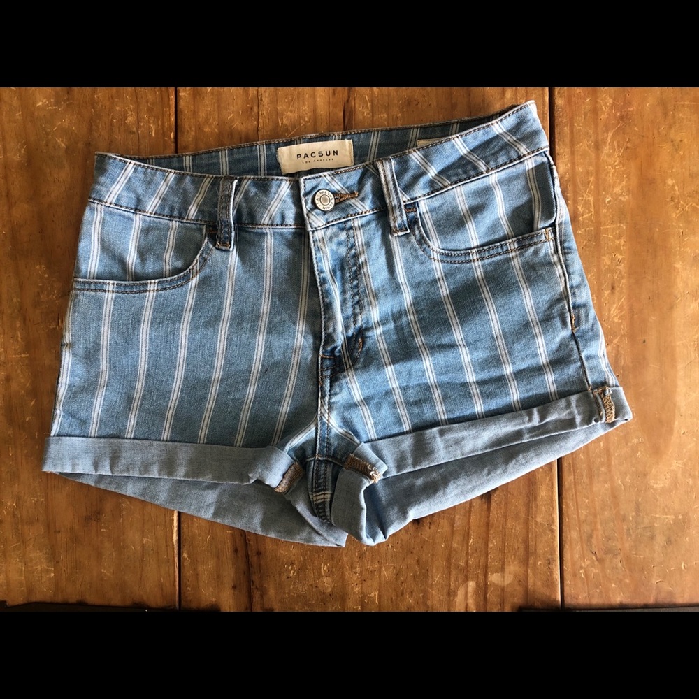 PacSun Striped Stretchy Shorts